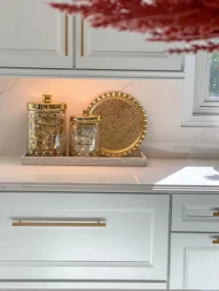 Inspire Me! Home Decor Gold Textured Ruffle Round Tray/Charger Hot